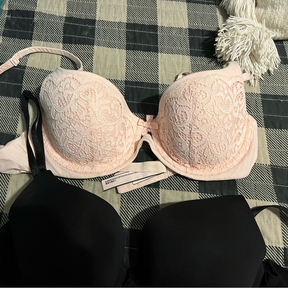 Victoria’s Secret Bras — As Bundle or Separate - Picture 5 of 8